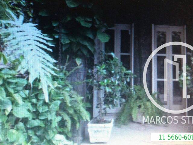 #b9e065 - Casa para Comprar em São Paulo - SP - 2