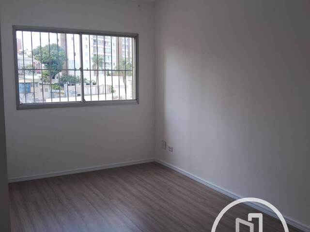 #118P8ML - Apartamento para Comprar em São Paulo - SP